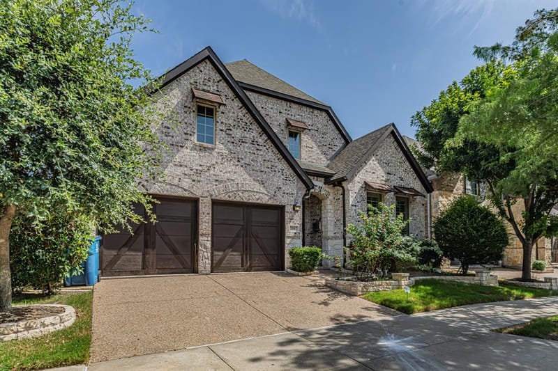 2517 Saffire Way, Lewisville TX 75056
