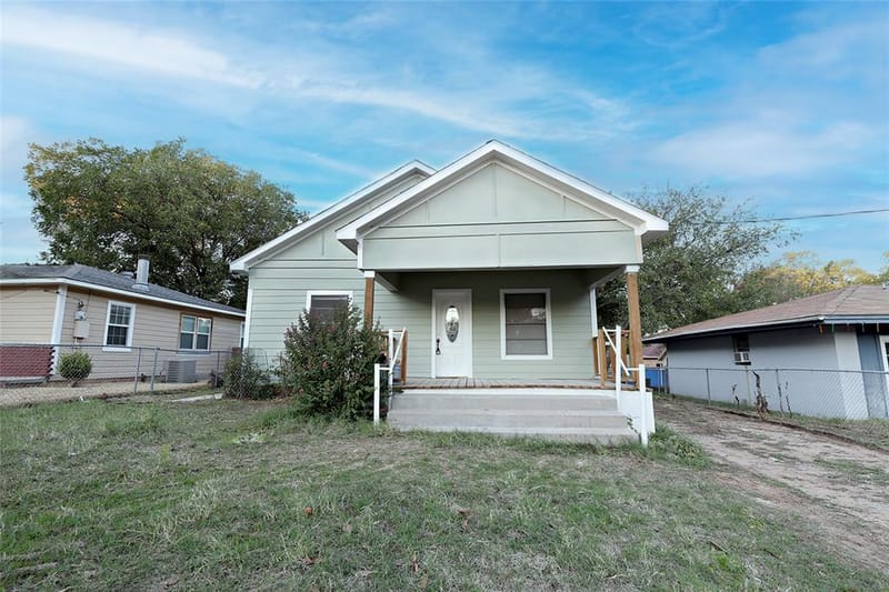 507 Orchard Street, Bowie TX 76230