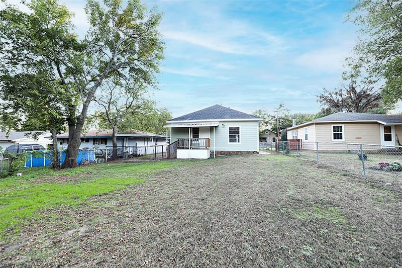 507 Orchard Street, Bowie TX 76230 - Photo 24