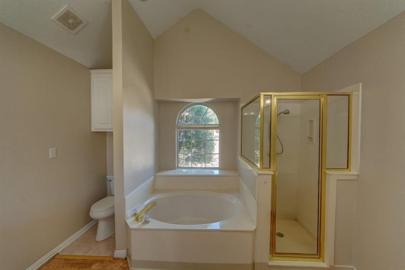 1224 Falcon Trail, Bedford TX 76021 - Photo 6