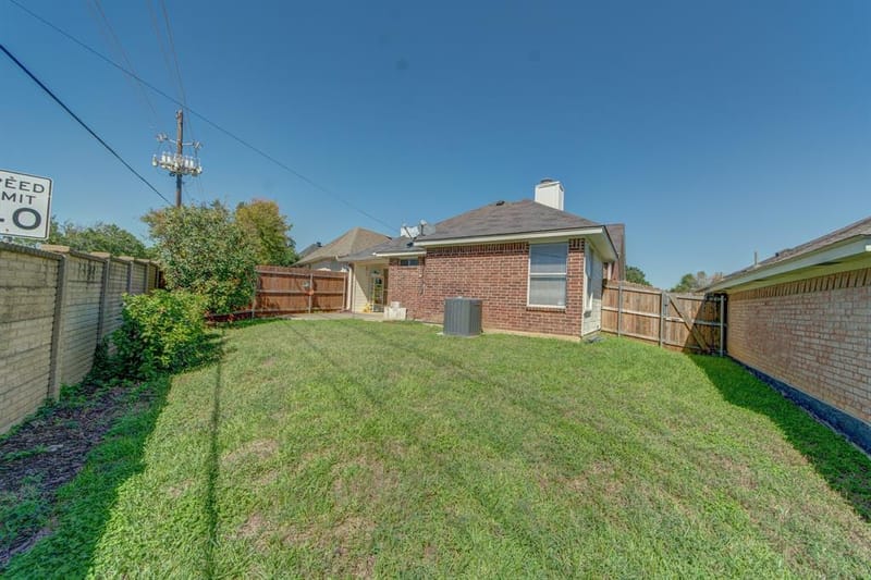 1224 Falcon Trail, Bedford TX 76021 - Photo 15