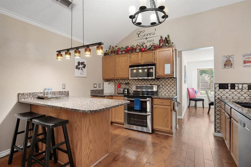 4948 Shady Oak Trail, Grand Prairie TX 75052 - Photo 10