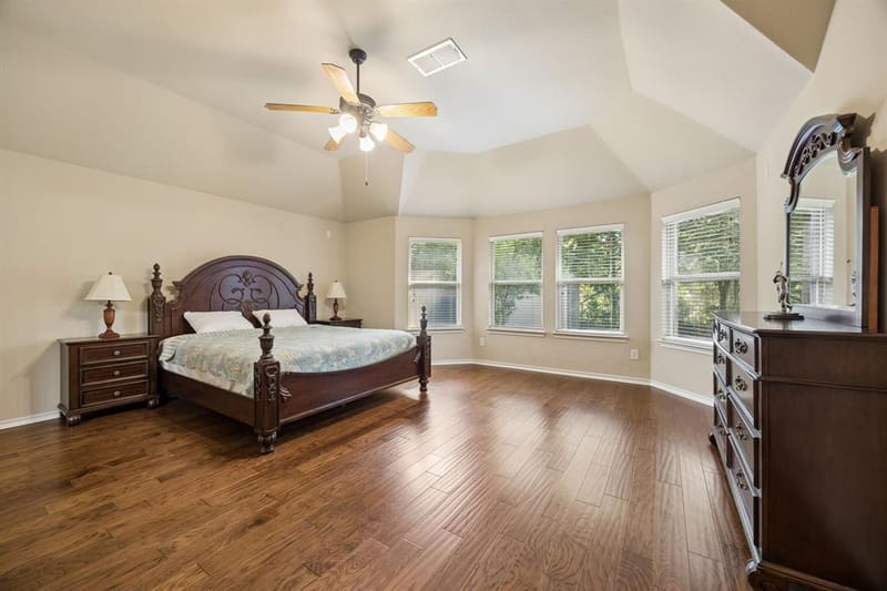 504 Valencia Drive, Arlington TX 76002 - Photo 13