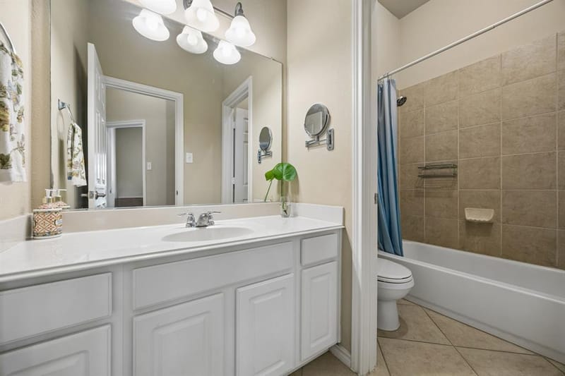 504 Valencia Drive, Arlington TX 76002 - Photo 22