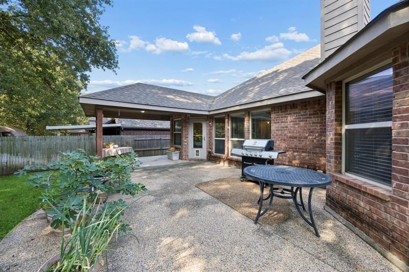 504 Valencia Drive, Arlington TX 76002 - Photo 24