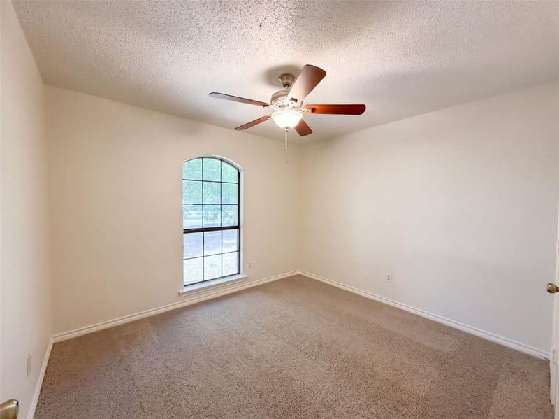 133 Jason Drive, Red Oak TX 75154 - Photo 10