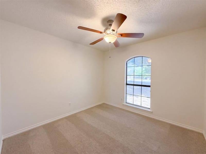 133 Jason Drive, Red Oak TX 75154 - Photo 11
