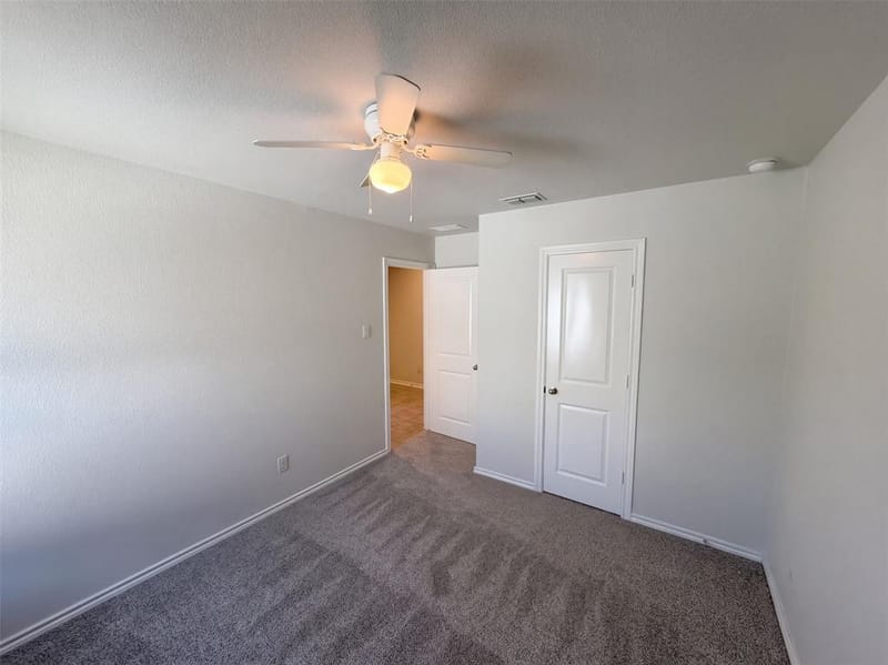 517 Bronze Circle W, Springtown TX 76082 - Photo 17