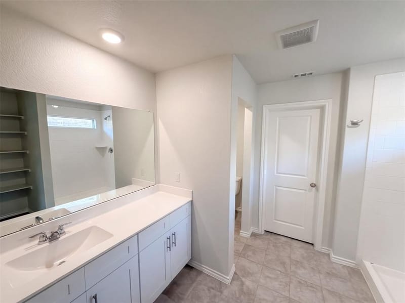 517 Bronze Circle W, Springtown TX 76082 - Photo 12