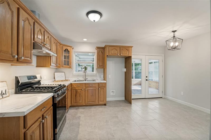 110 W Marguerita Drive, Garland TX 75040 - Photo 10