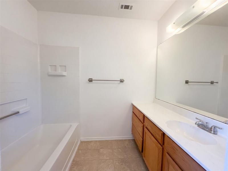 6704 Pony Express Trail, Arlington TX 76002 - Photo 10