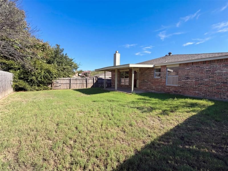 6704 Pony Express Trail, Arlington TX 76002 - Photo 18