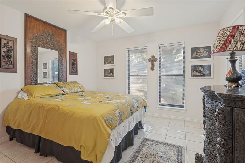 2403 Radcliffe Drive, Arlington TX 76012 - Photo 20