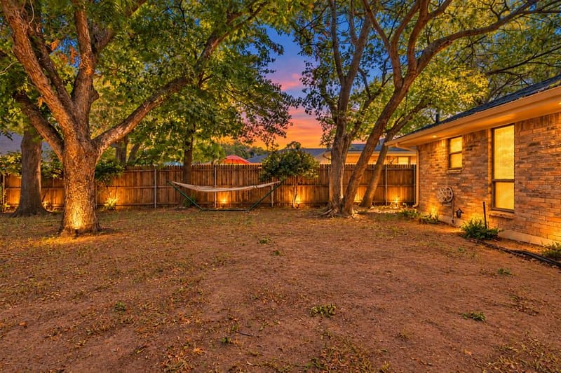 2403 Radcliffe Drive, Arlington TX 76012 - Photo 25