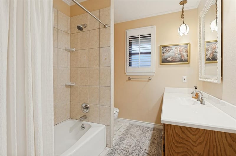 2403 Radcliffe Drive, Arlington TX 76012 - Photo 21