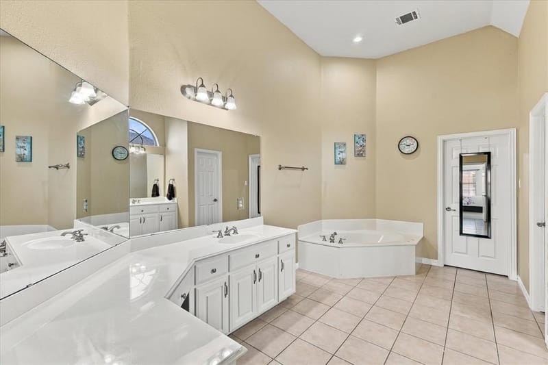 7223 Native Oak Lane, Irving TX 75063 - Photo 22