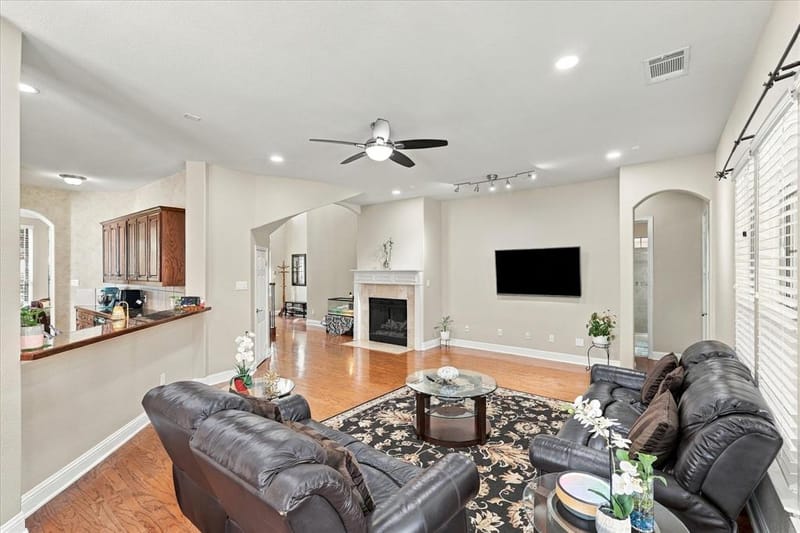 7223 Native Oak Lane, Irving TX 75063 - Photo 14