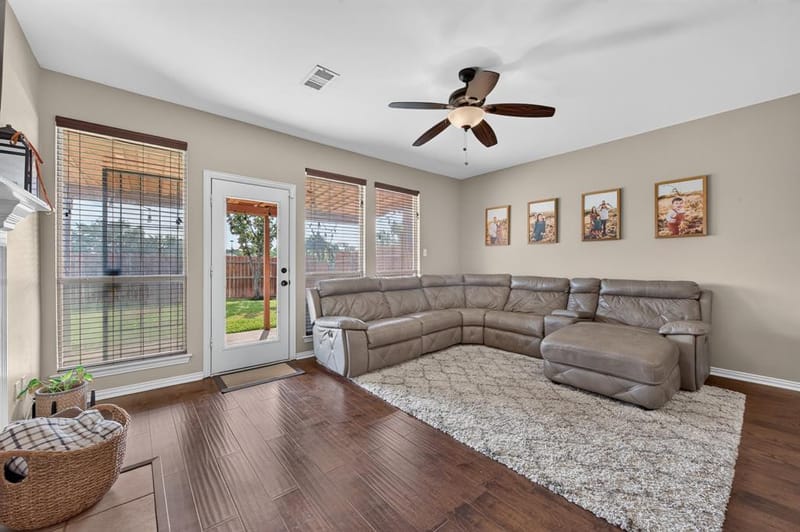 2039 Camelot Drive, Lewisville TX 75067 - Photo 13
