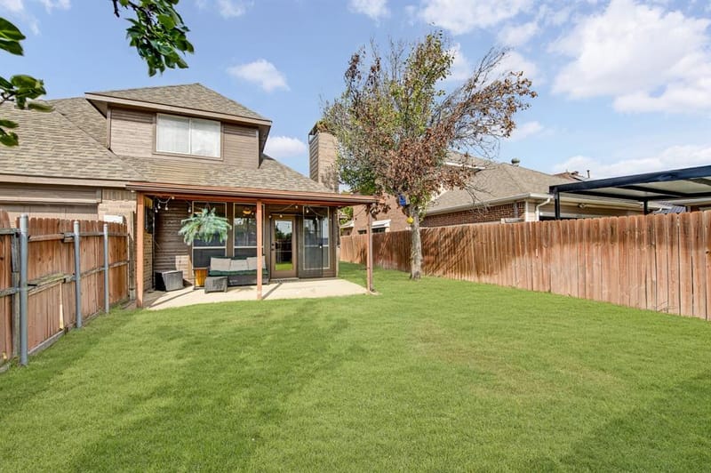 2039 Camelot Drive, Lewisville TX 75067 - Photo 35