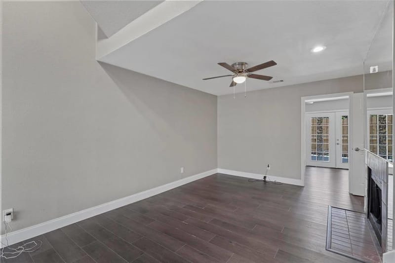 1444 Weiler Boulevard, Fort Worth TX 76112 - Photo 3
