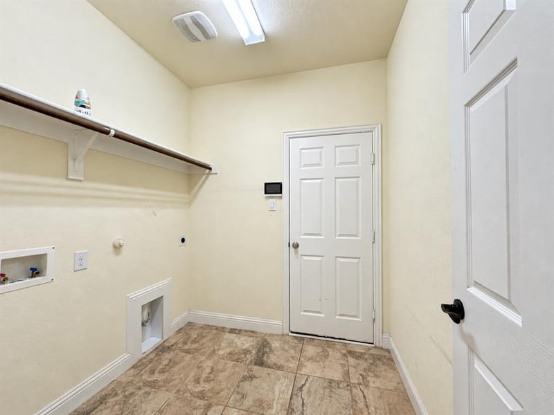7139 Playa Norte Drive, Grand Prairie TX 75054 - Photo 11