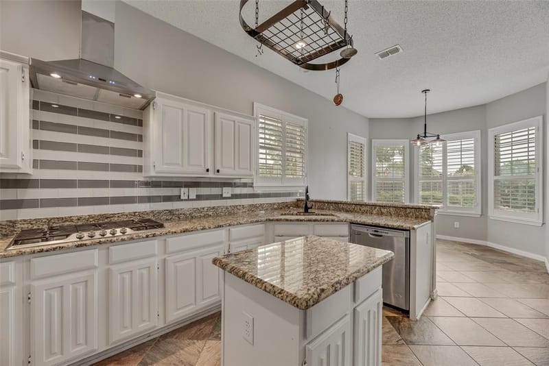 1501 Mission Ridge Trail, Carrollton TX 75007 - Photo 16