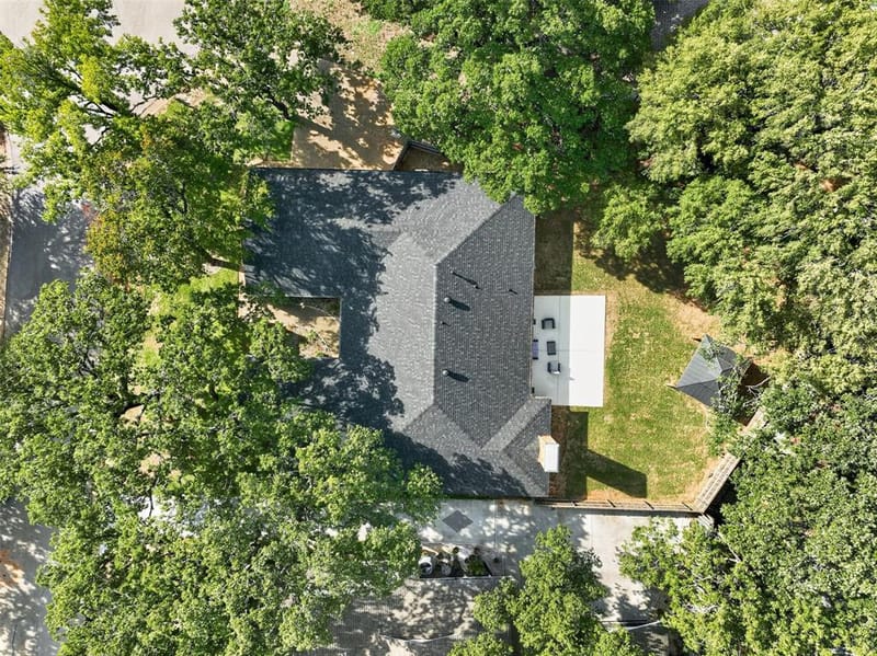 2304 Belfry Court, Arlington TX 76011 - Photo 2