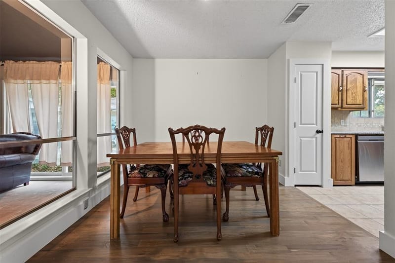 2304 Belfry Court, Arlington TX 76011 - Photo 9