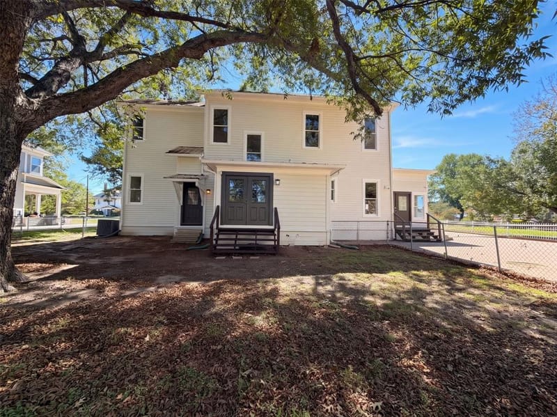 1012 W 3rd Avenue, Corsicana TX 75110 - Photo 5