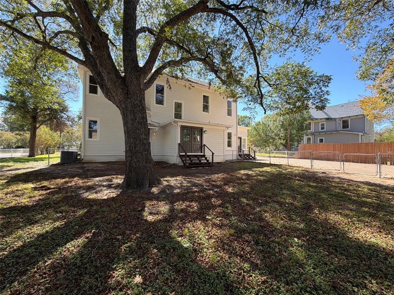 1012 W 3rd Avenue, Corsicana TX 75110 - Photo 37
