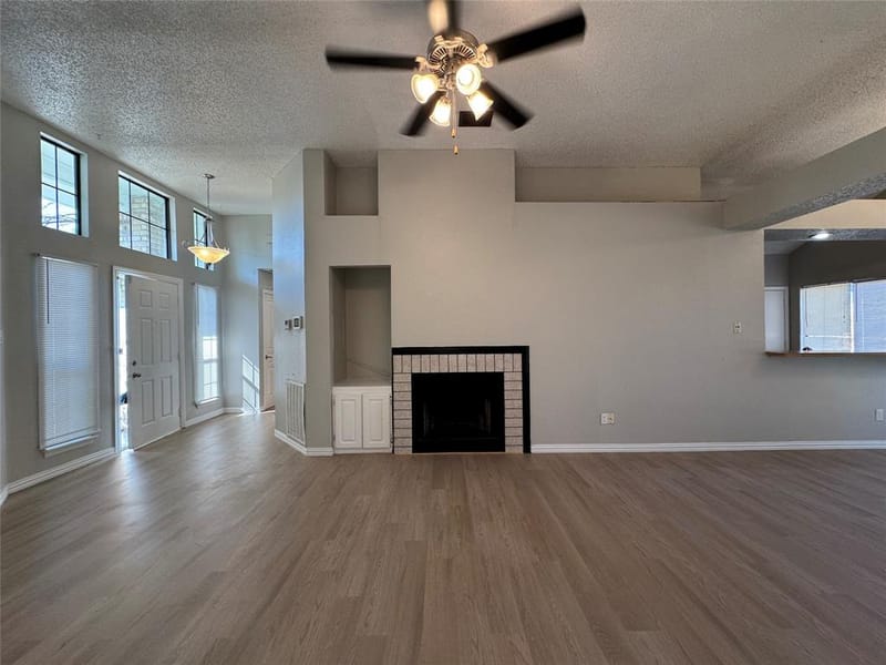 6511 Devine Drive, Arlington TX 76001 - Photo 12