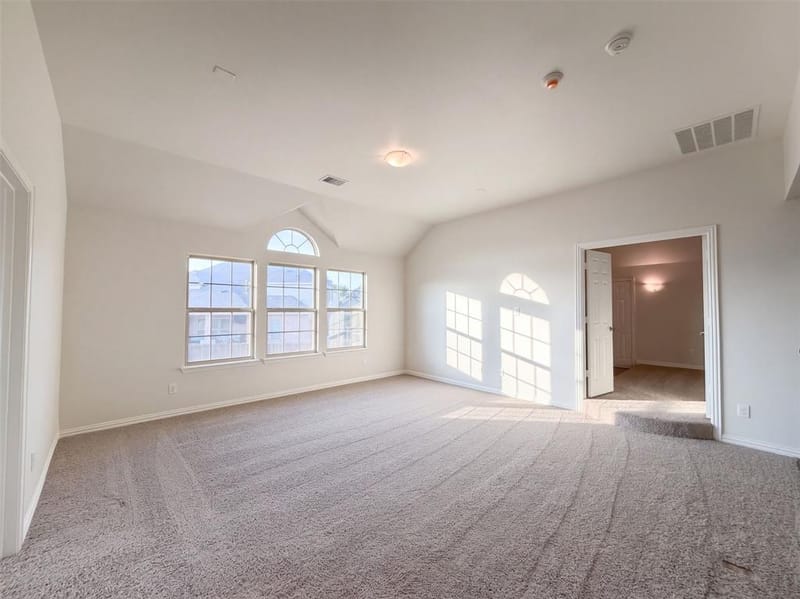 908 Heath Creek Drive, DeSoto TX 75115 - Photo 7