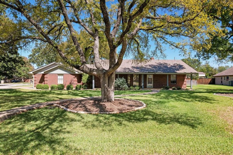 5203 Thunderbird Trail, De Cordova TX 76049 - Photo 17