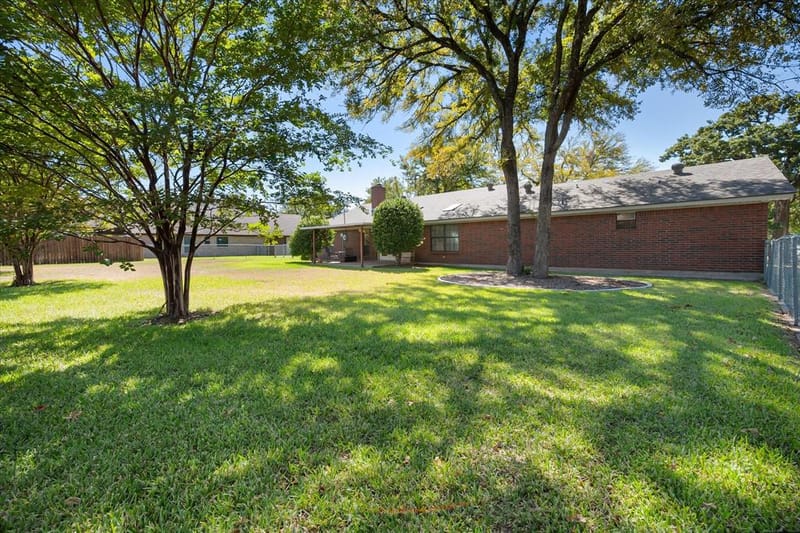 5203 Thunderbird Trail, De Cordova TX 76049 - Photo 14