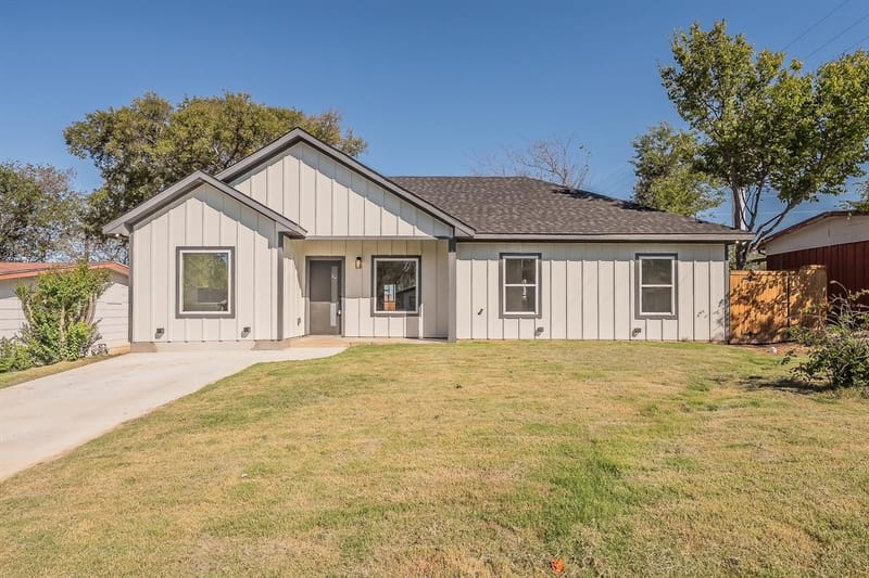 1019 Newby Avenue, Bridgeport TX 76426