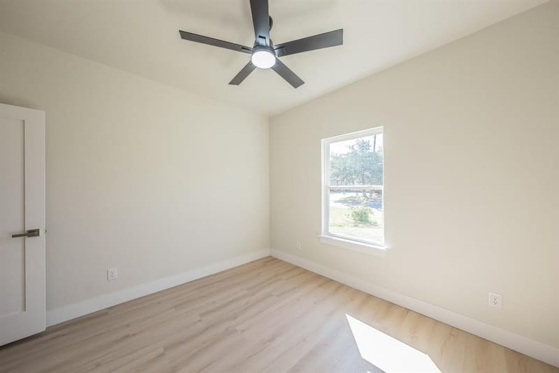 1019 Newby Avenue, Bridgeport TX 76426 - Photo 19