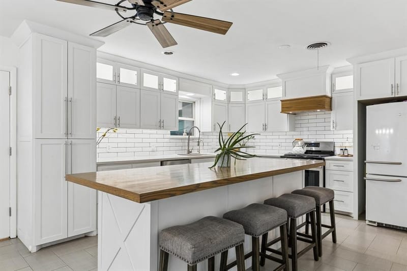 7230 Edgerton Drive, Dallas TX 75231 - Photo 11