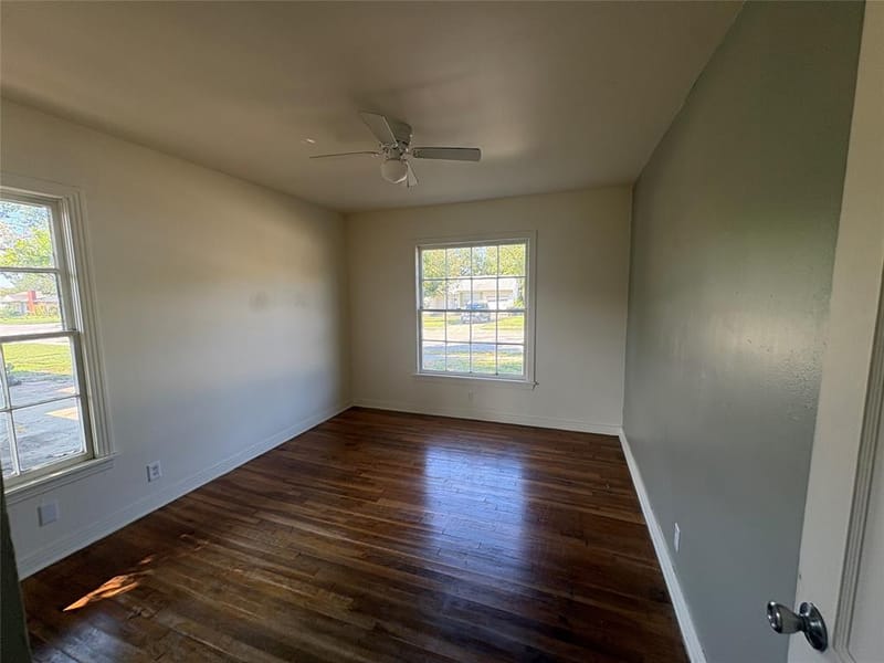 5037 Fairfax Street, Fort Worth TX 76116 - Photo 8