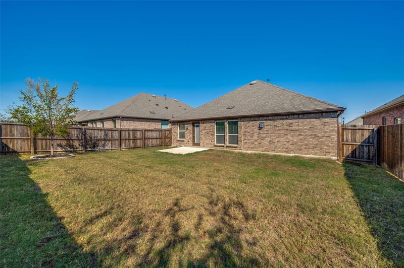 10516 Fountain Gate Street, Aubrey TX 76227 - Photo 19