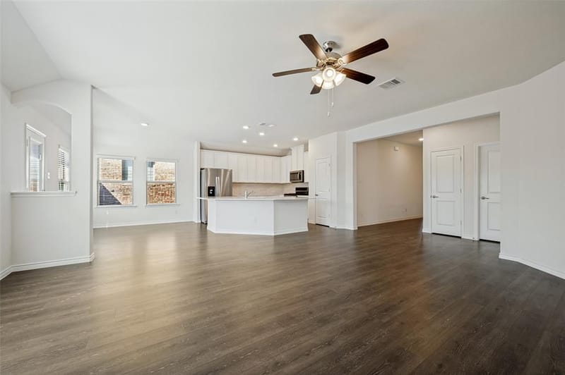 10516 Fountain Gate Street, Aubrey TX 76227 - Photo 4