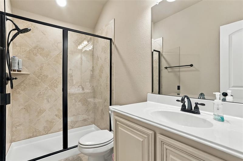 2820 Mariposa Drive, Grand Prairie TX 75054 - Photo 22