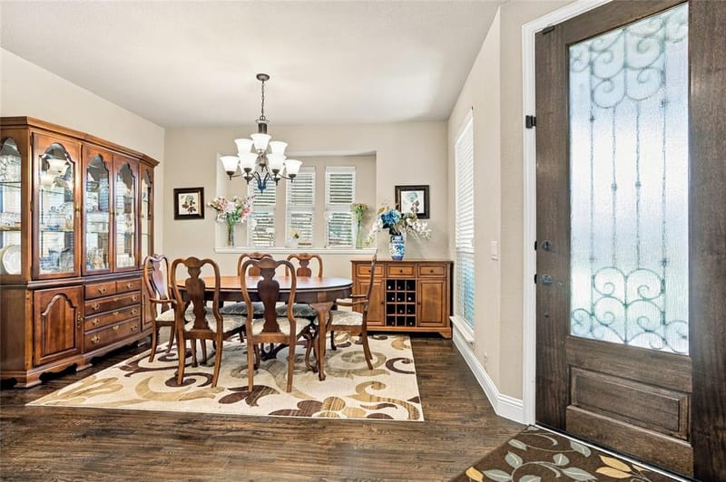 2820 Mariposa Drive, Grand Prairie TX 75054 - Photo 3