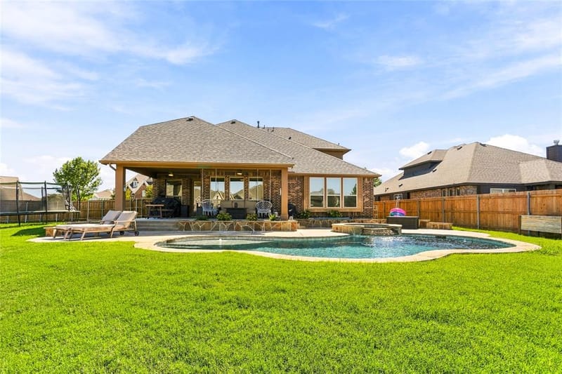 2820 Mariposa Drive, Grand Prairie TX 75054 - Photo 32