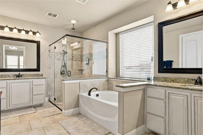 2820 Mariposa Drive, Grand Prairie TX 75054 - Photo 15