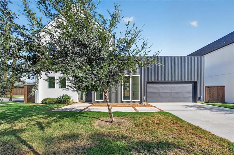 835 Nomas Street, Dallas TX 75212 - Photo 2