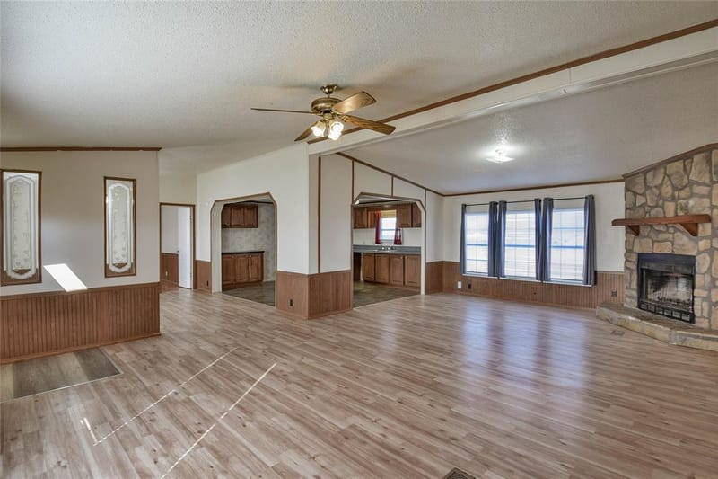 4040 Dillard Court, Joshua TX 76058 - Photo 5