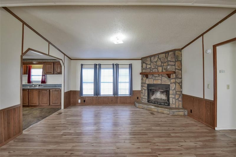 4040 Dillard Court, Joshua TX 76058 - Photo 24