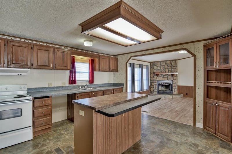 4040 Dillard Court, Joshua TX 76058 - Photo 33