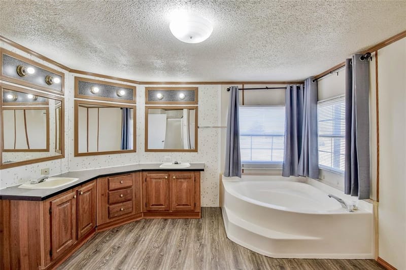 4040 Dillard Court, Joshua TX 76058 - Photo 14
