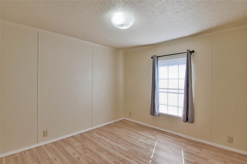 4040 Dillard Court, Joshua TX 76058 - Photo 18